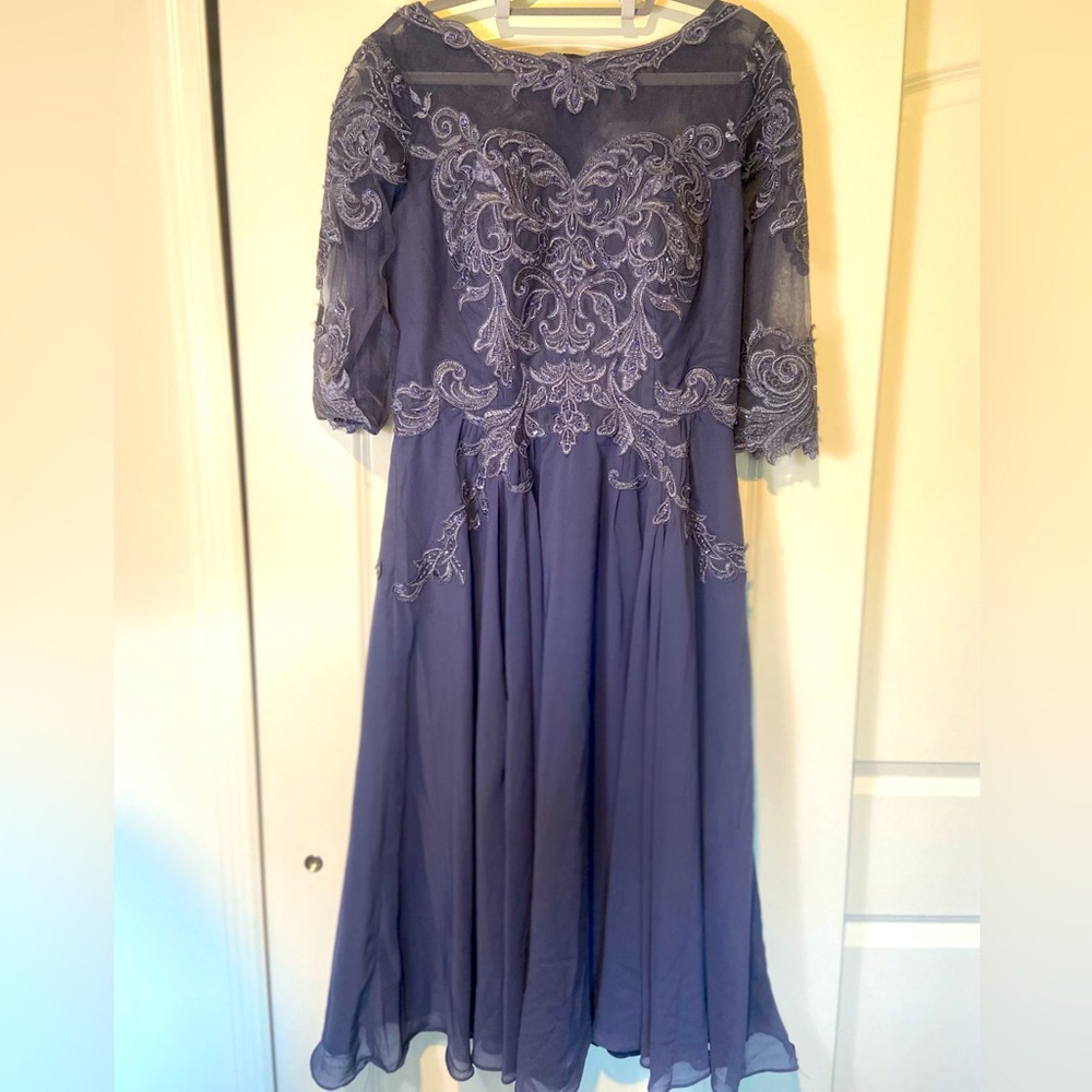 Mid-length dress